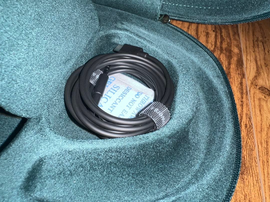 Bowers & Wilkins PX8 ダークフォレスト