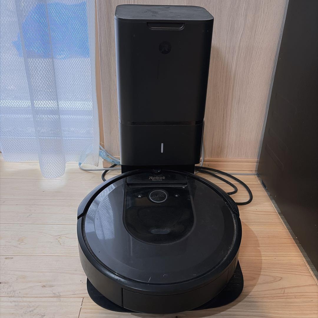 【中古．動作確認済】ルンバ i7 ロボット掃除機 アイロボット