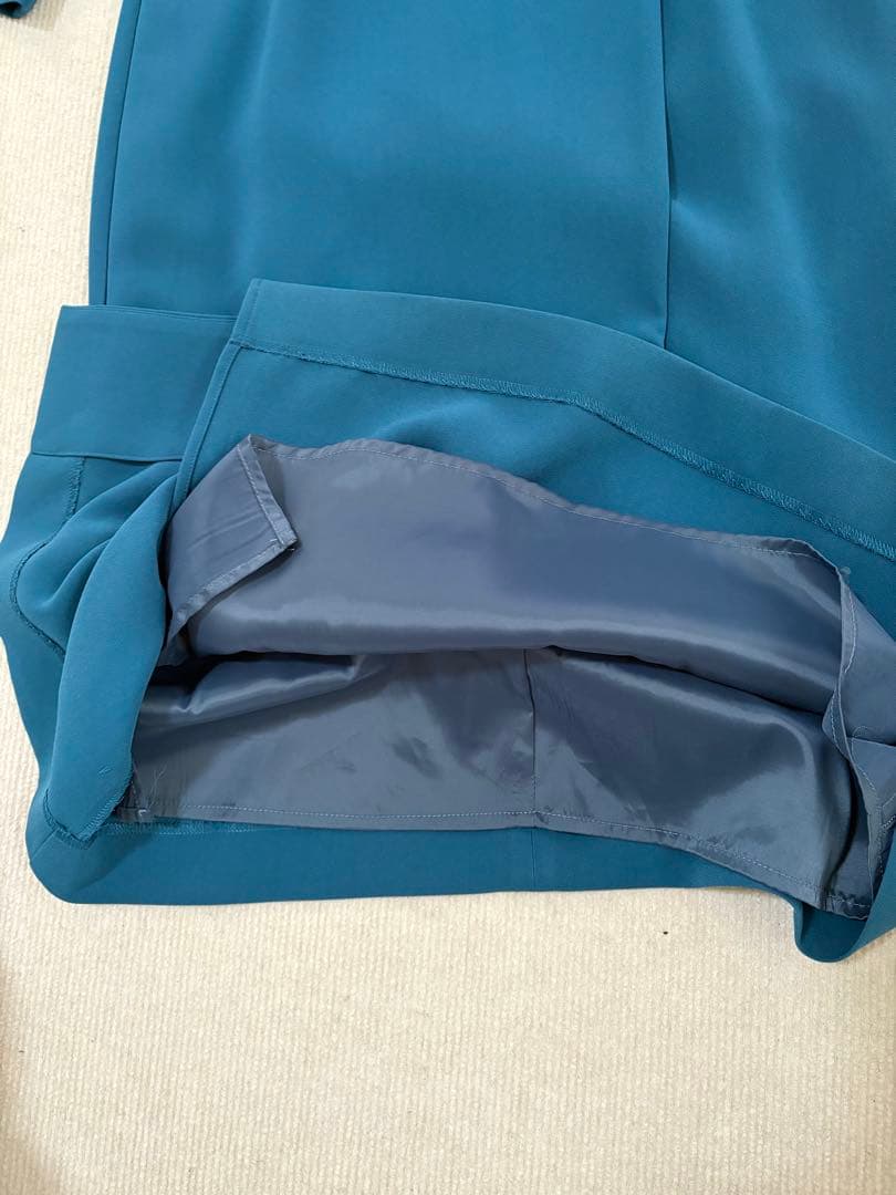 アナイ ANAYI ワンピース 緑　青　ブルーグリーン　Ｖネック