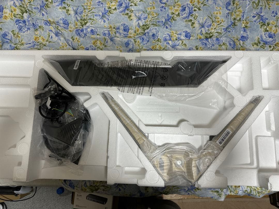 MSI MEG 342C QD-OLED 34インチ