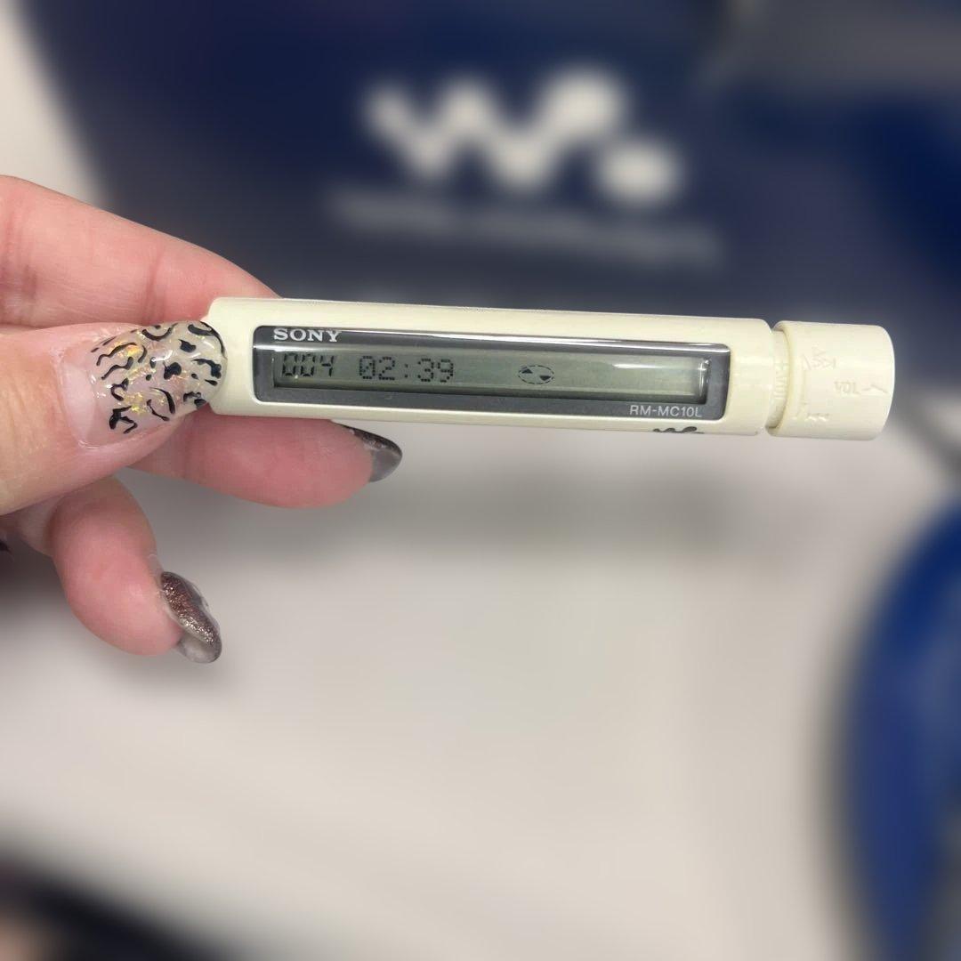 SONYポータブルCDプレーヤー　ウォークマンD-EJ855 WALKMAN