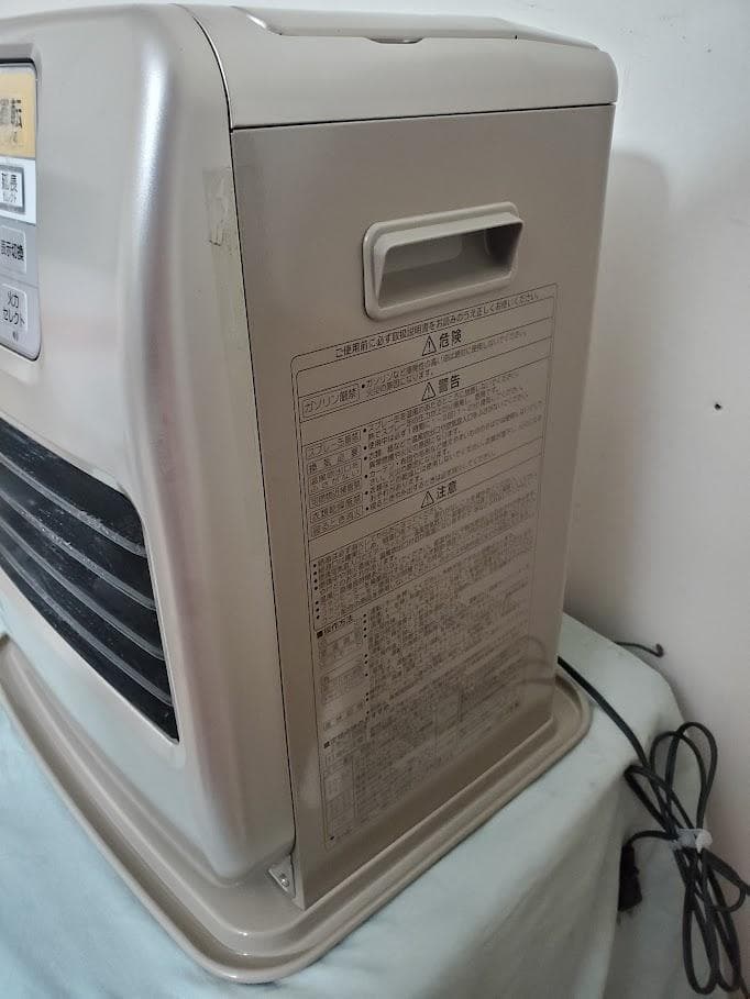 コロナ　石油ストーブ　FH-SR3318Y 2018年製　石油ファンヒーター