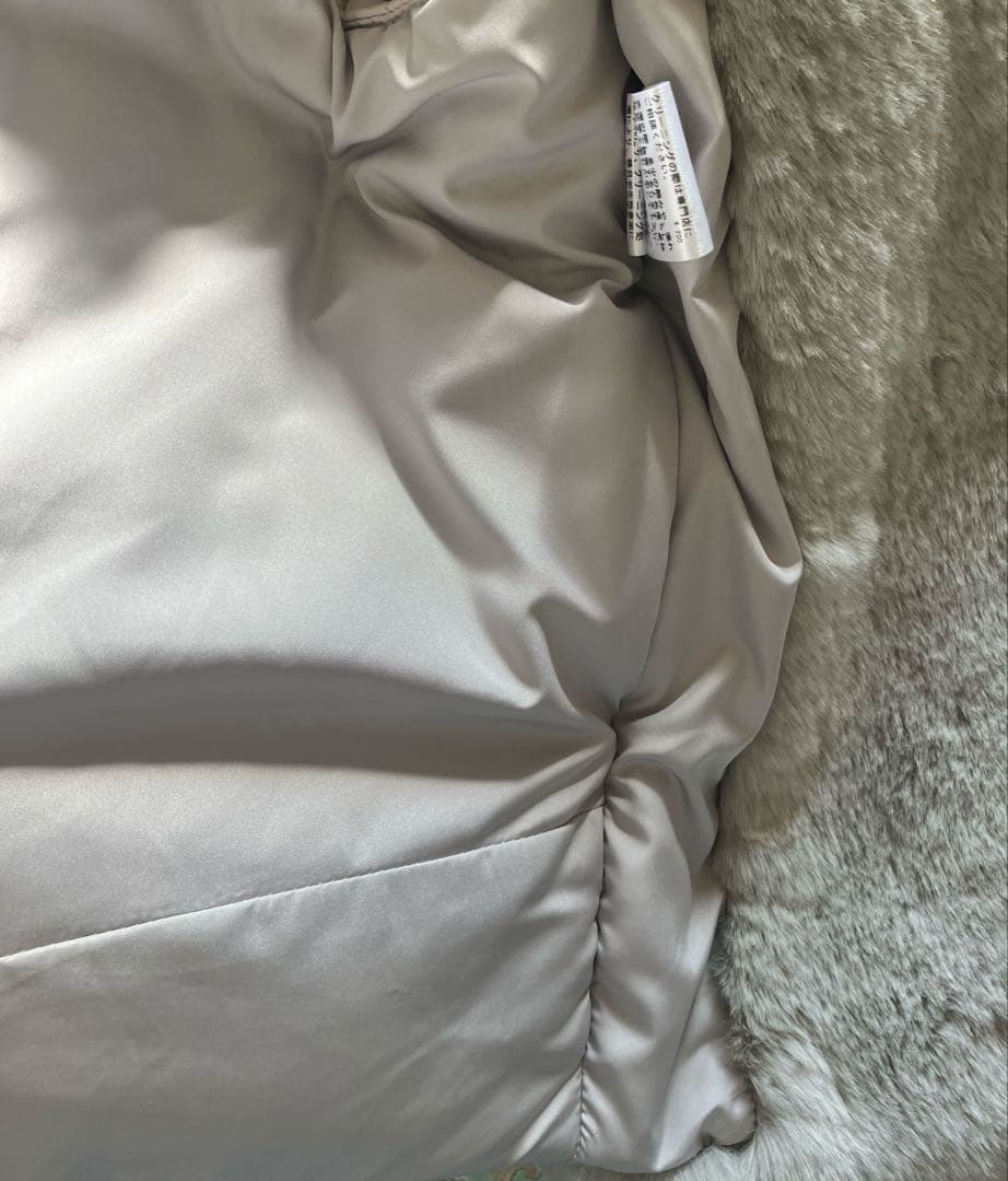 タラですMARECHAL TERRE マルシャル テル　ベスト　新品