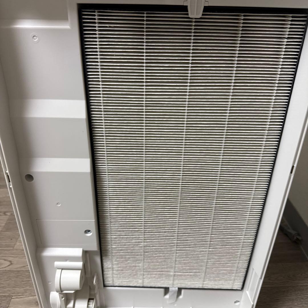 シャープ　加湿空気清浄機　プラズマクラスターNEXT50000 34畳