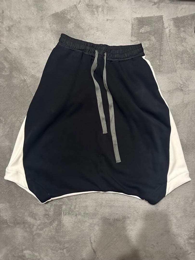 ブラック/ホワイト サルエルパンツ　A.F ARTEFACT