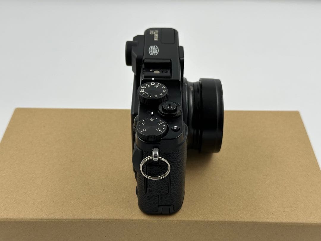 【美品】FUJIFILM X10 デジタルカメラ ＋おまけ