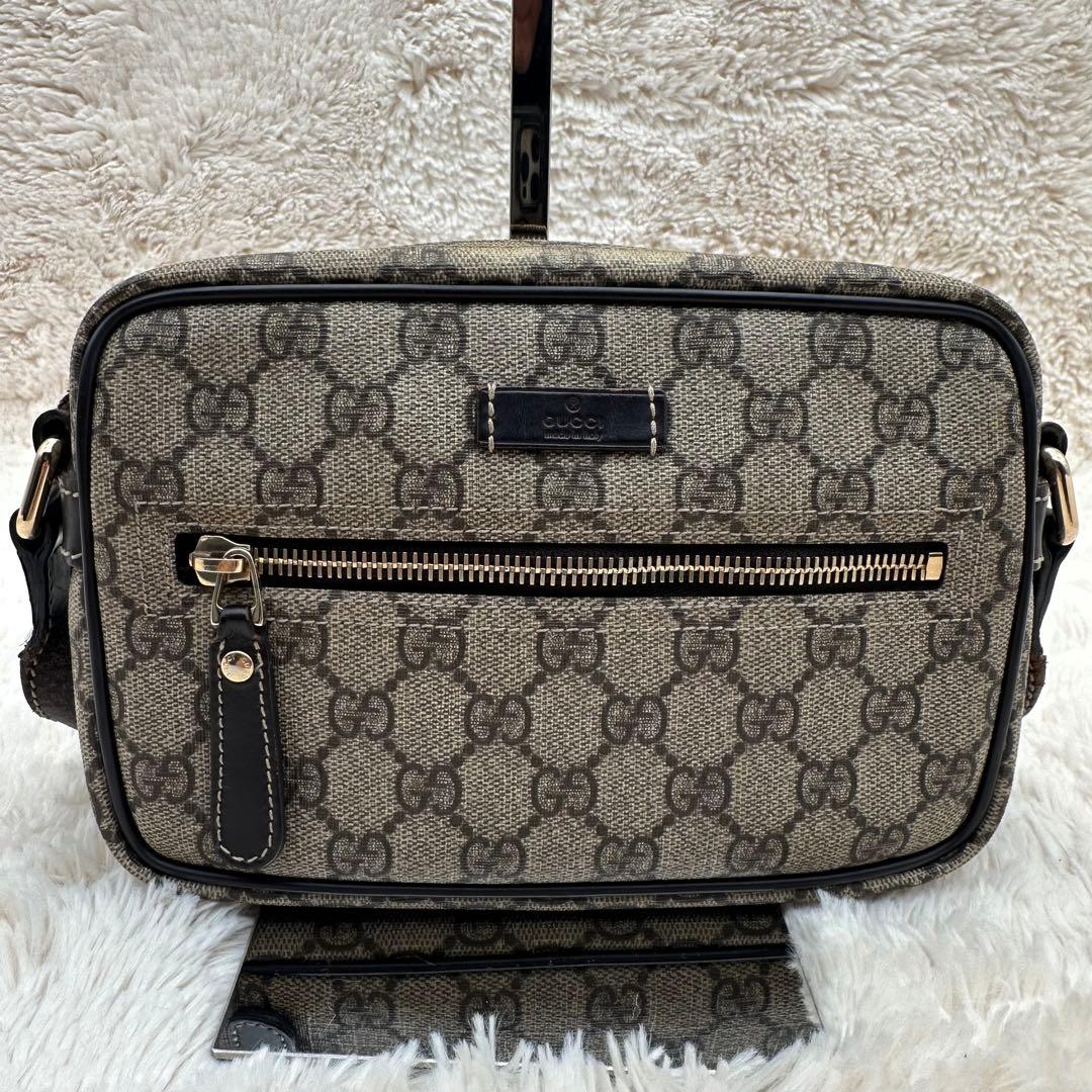✨人気✨グッチ　ショルダーバッグ　GG柄　スプリーム　PVC ベージュ