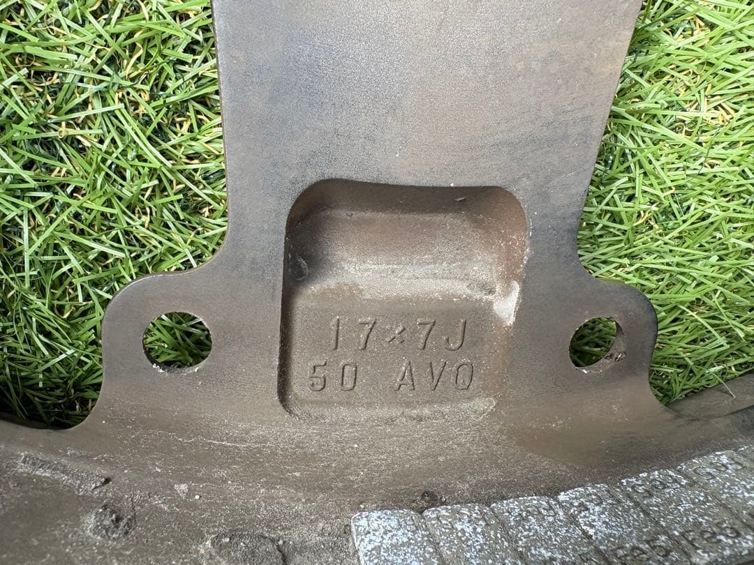 トヨタ 50 プリウス 純正アルミホイール 17インチ42611-47520