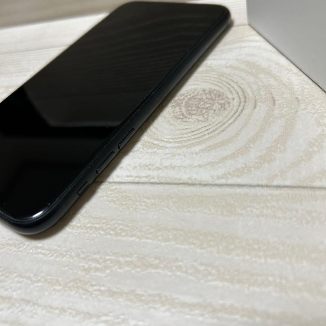 iPhone XR 本体　ブラック