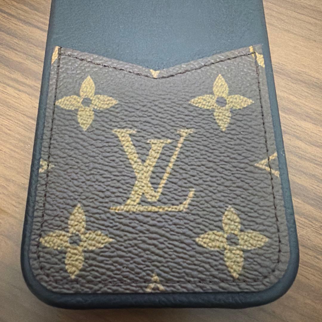 美品　ルイヴィトン　iPhone15pro スマホケース　スマホカバー　正規品