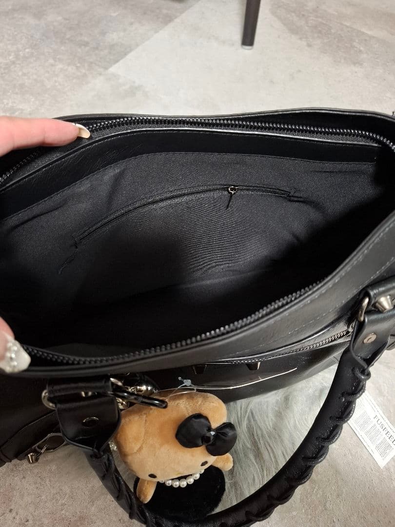 エディターバッグ♡新品♡チャームつき