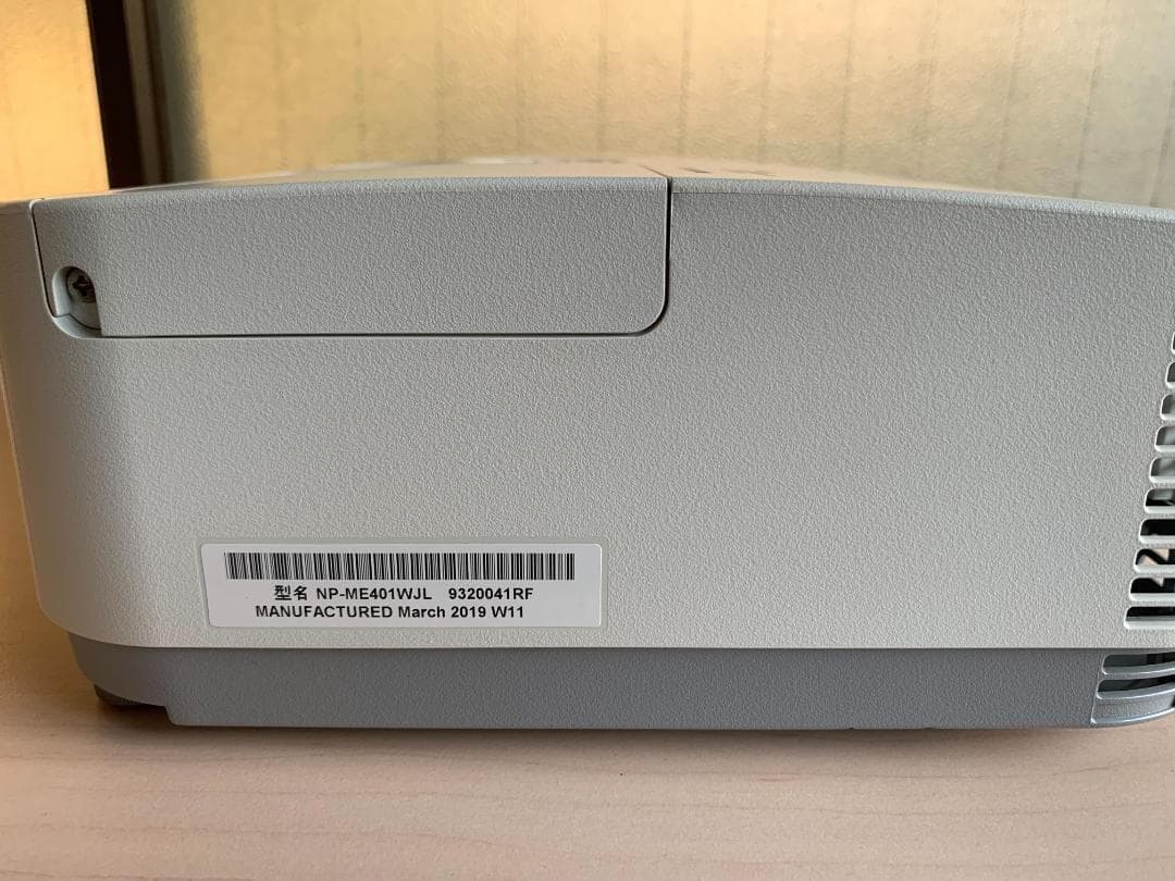 NEC NP-ME401WJL プロジェクター 4000lm 低使用