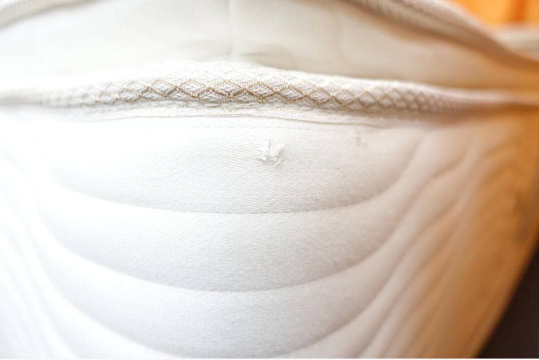 【展示品・美品】シモンズ カスタムロイヤル ダブルマットレス