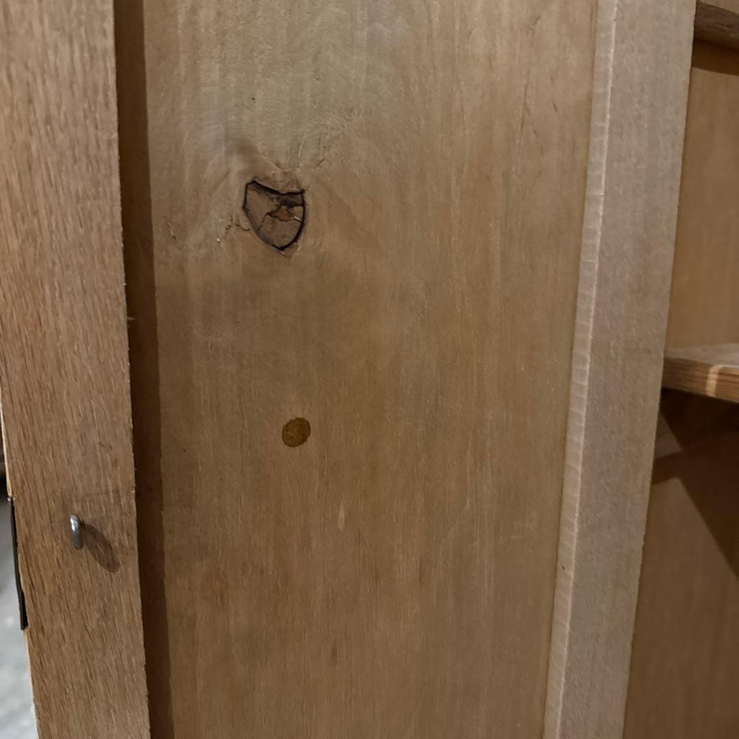 ヴィンテージ　キャビネット　剥離