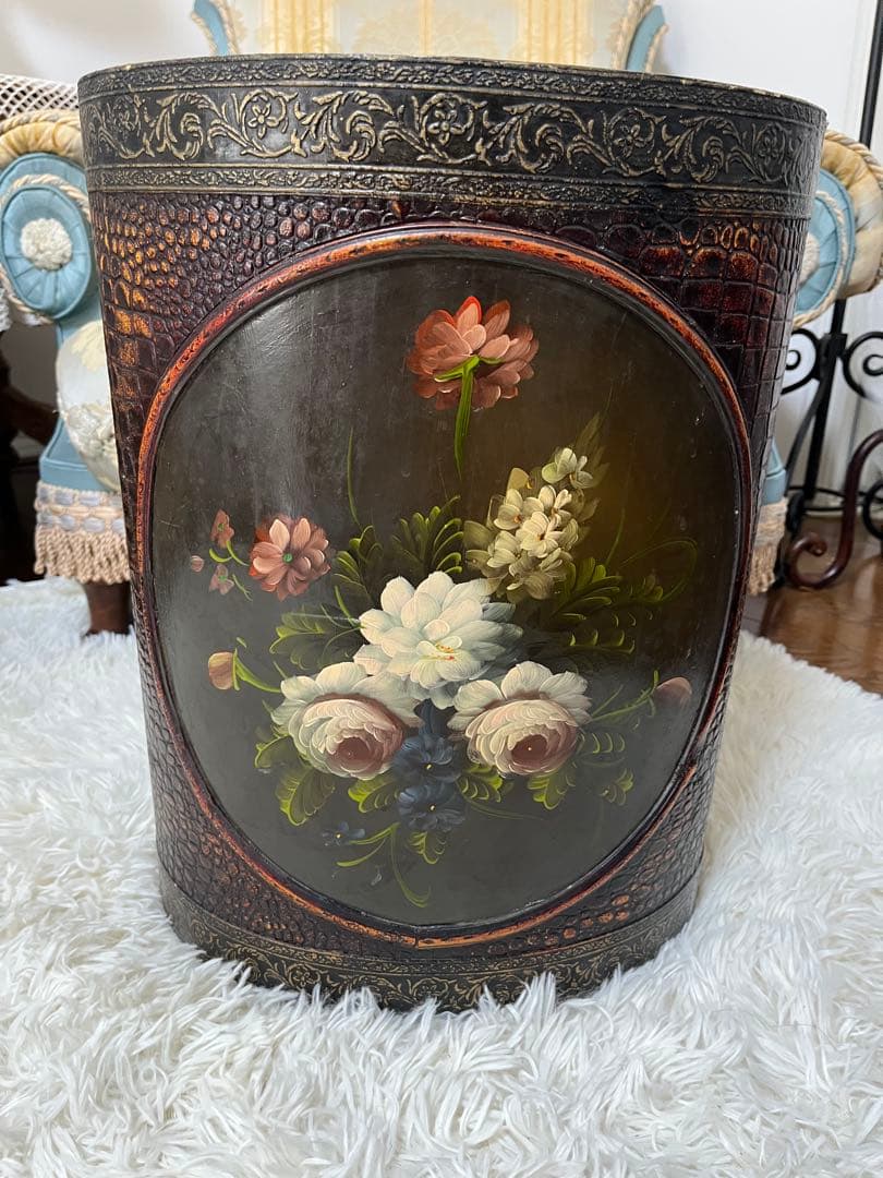 なな❣️アンティーク調 ダストBOX 物入 収納 ドールペイントヴィンテージ