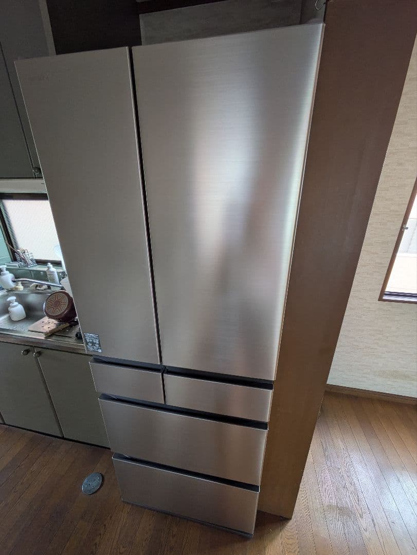 日立 冷蔵庫 617L フレンチドア R-HWC62T