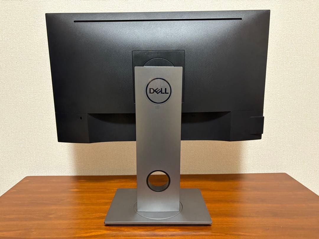 液晶ディスプレイ DELL P2418D