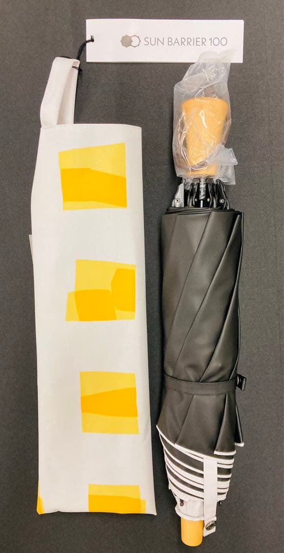 サンバリア100 折りたたみ日傘（２段折 / キューブ）イエロー
