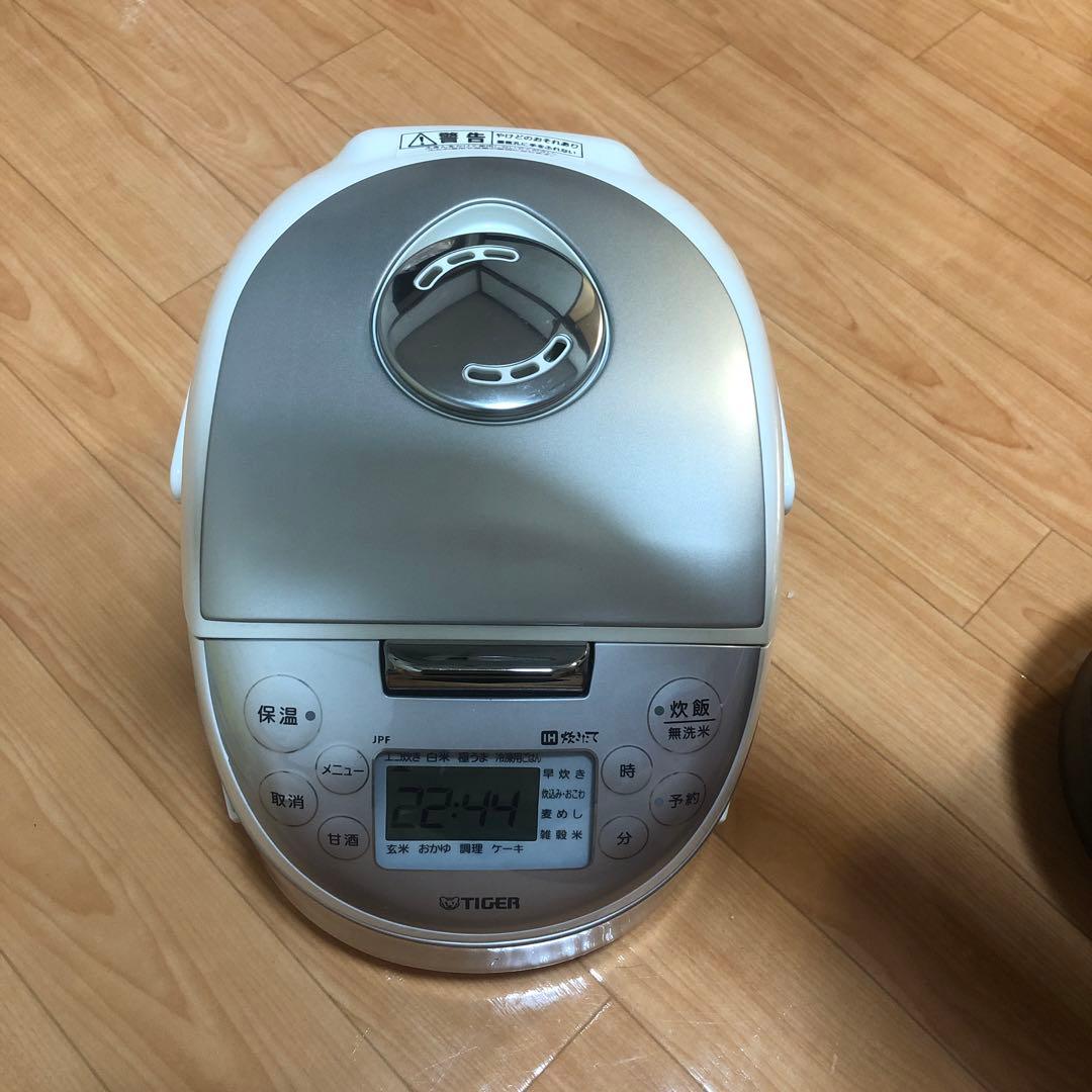 TIGER　タイガー　IH炊飯ジャー　JPF-A550