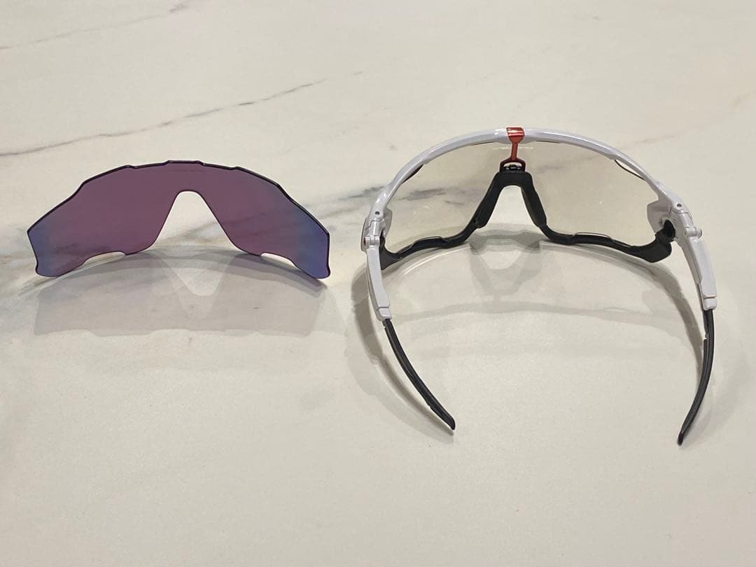 オークリー　ジョウブレイカー　Oakley Jawbreaker