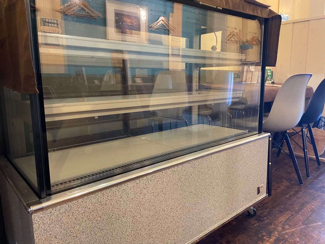 SANYO 冷蔵ショーケース キャスター付き【引き取り限定】