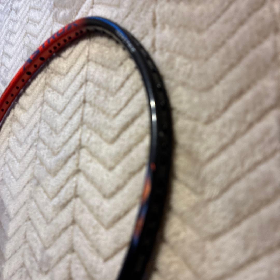 ASTROX 77 PRO バドミントンラケット　4U5G