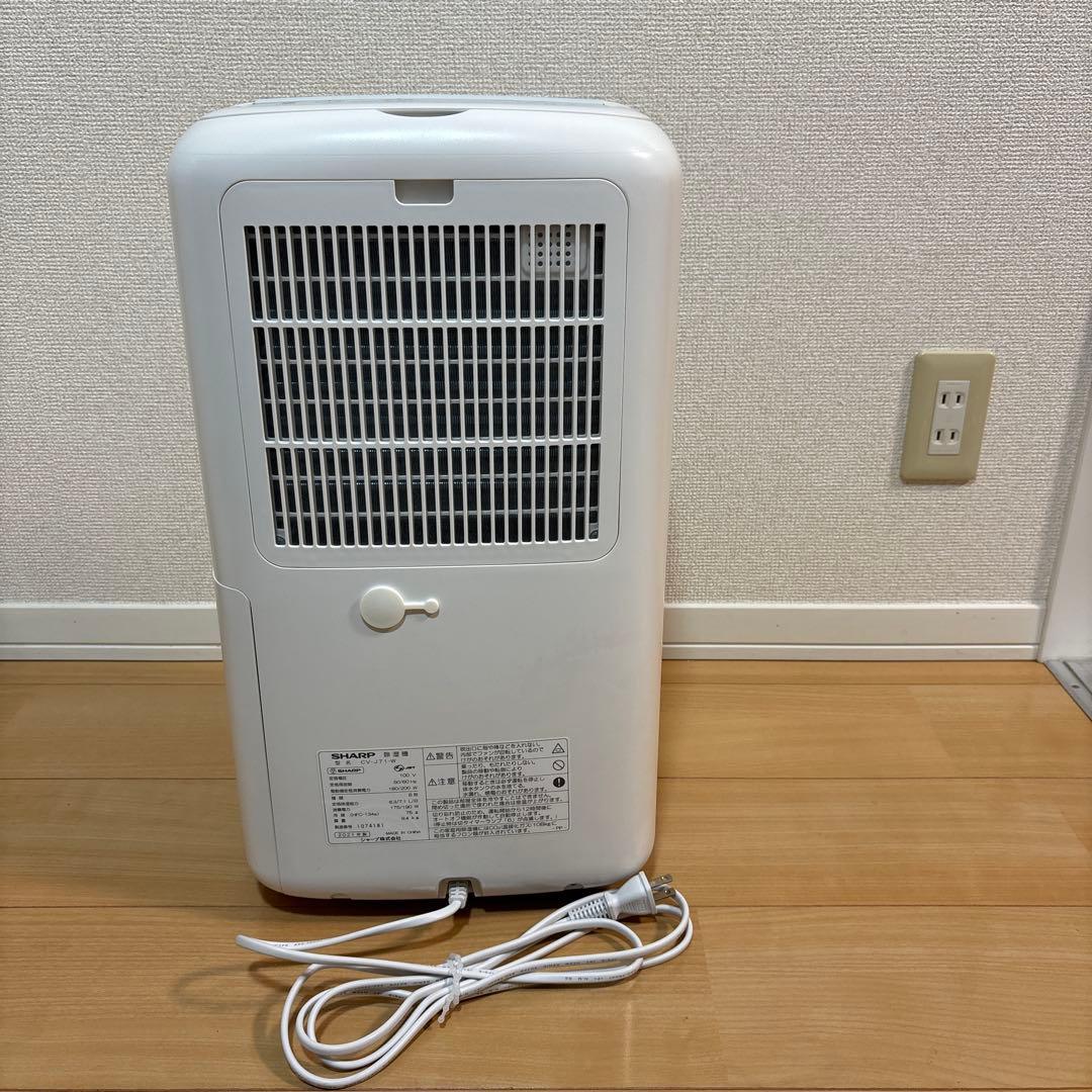 シャープ 除湿機 CV-J71-W プラズマクラスター 2021年