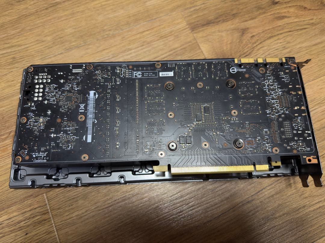 GeForce GTX 1080 8GB 分解清掃歴あり