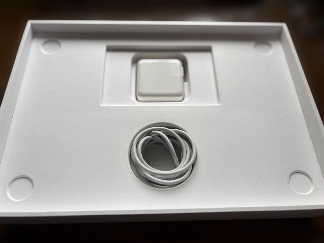 MacBook Air M1 8GB 256GB 箱あり USB-Cハブ付