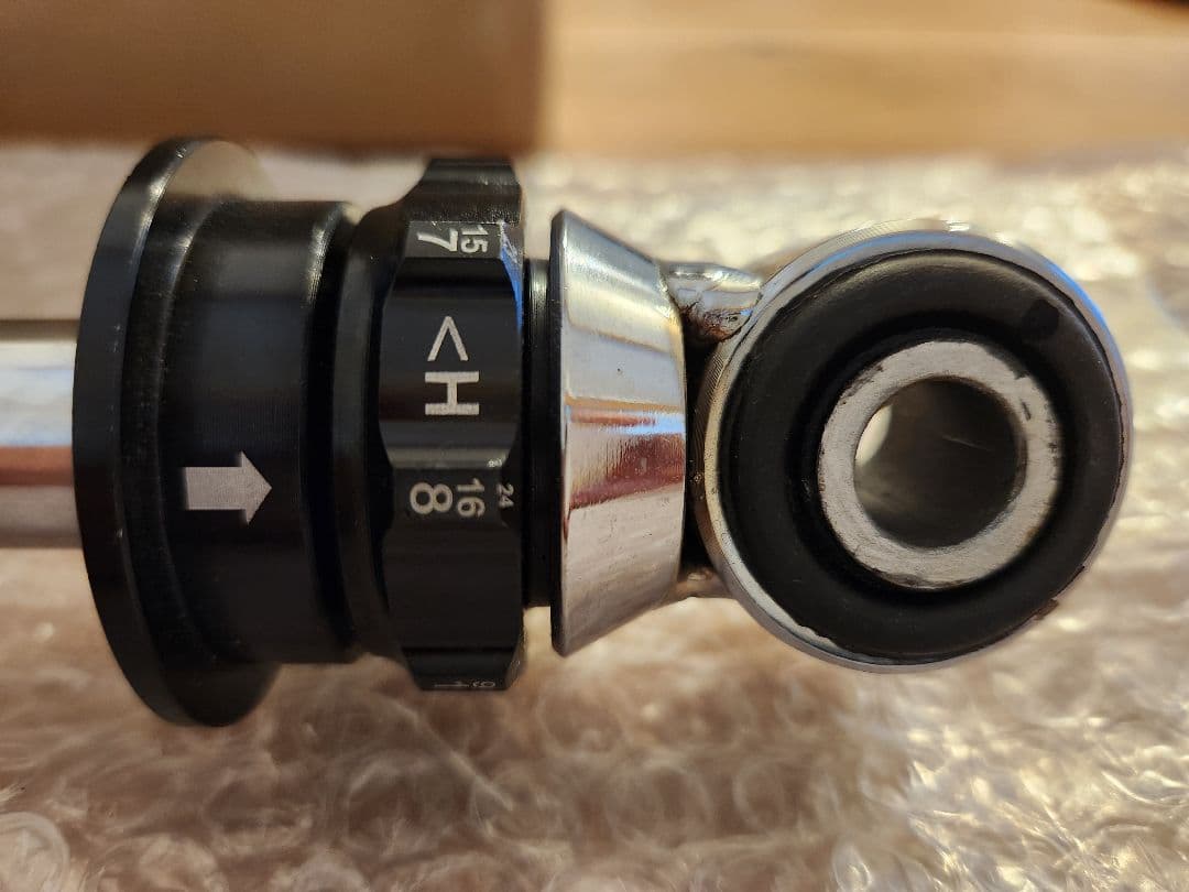 ONE ジムニーJB64/JB74　ステアリングダンパー