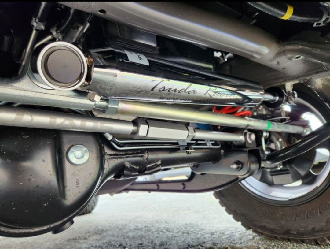 ONE ジムニーJB64/JB74　ステアリングダンパー