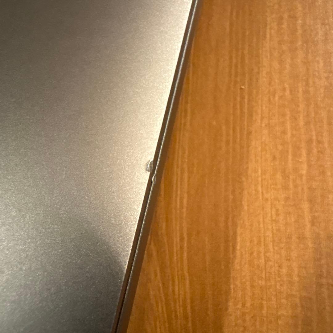 MacBook Air 2020 M1 8GB/256GB 充電器付