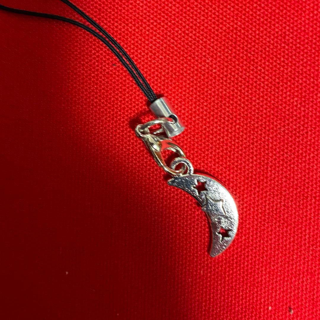 三日月　チャーム ストラップ　月　ムーン　y2k