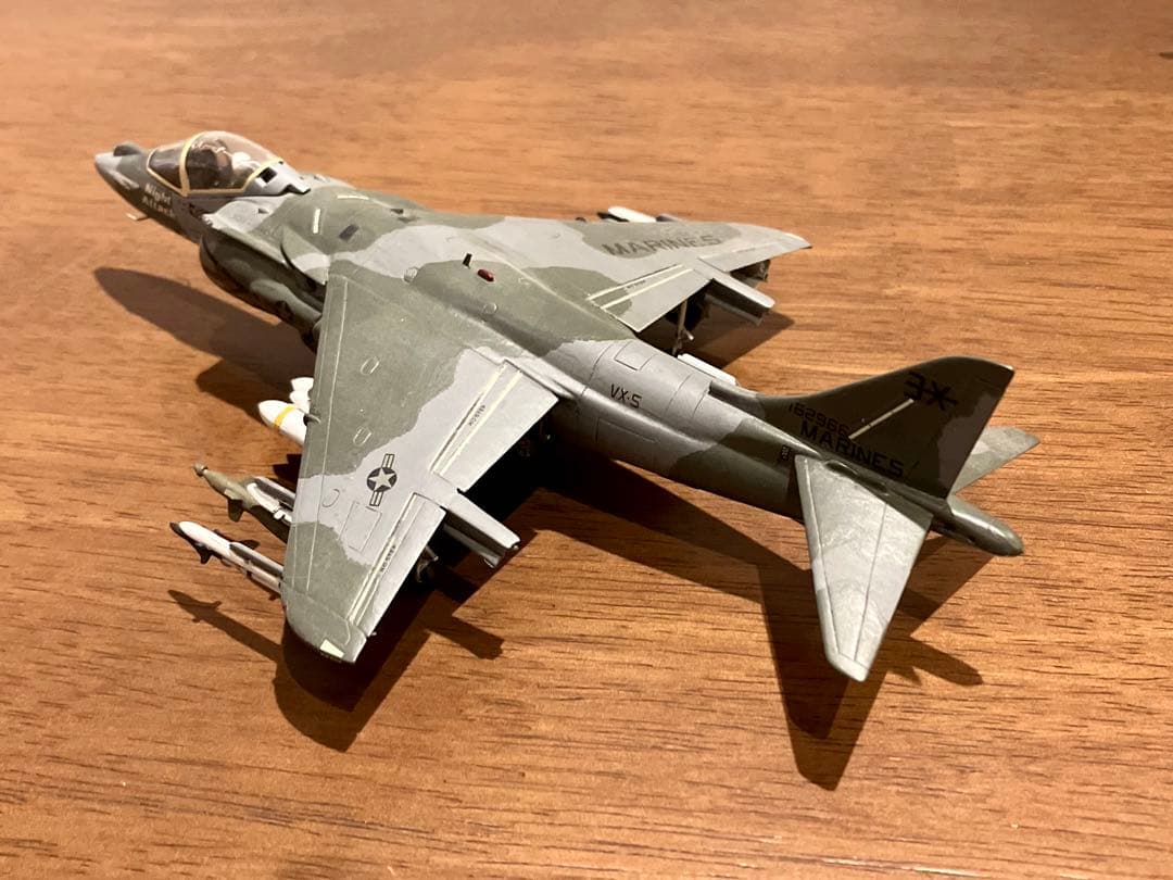 AV-8B ハリアー 1/72モデル　２機セット