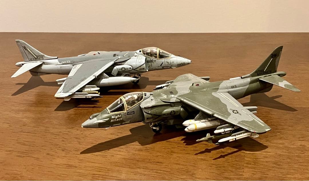 AV-8B ハリアー 1/72モデル　２機セット