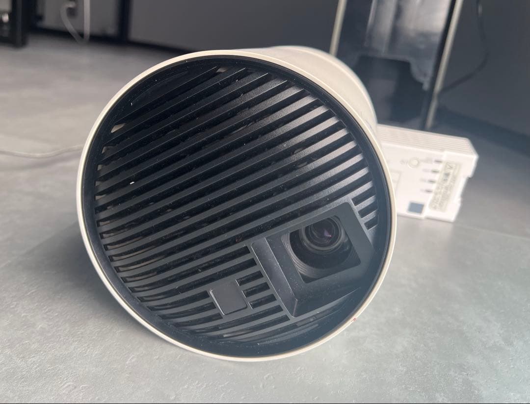 Panasonic NTN91002W 2000lmプロジェクター 本体