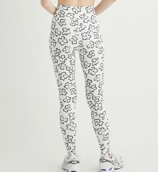emmi yoga エミ ヨガウェア レギンス 花柄 ホワイト 新品未使用タグ付