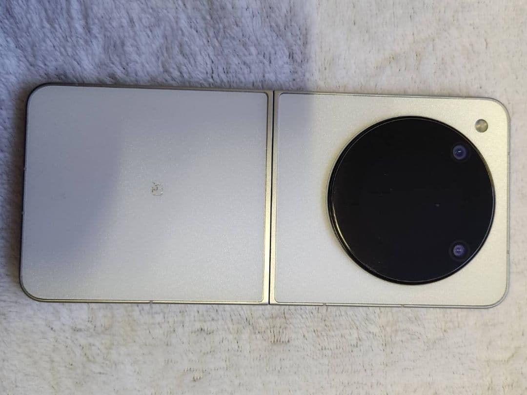 スマートフォン本体 Libero FLiP