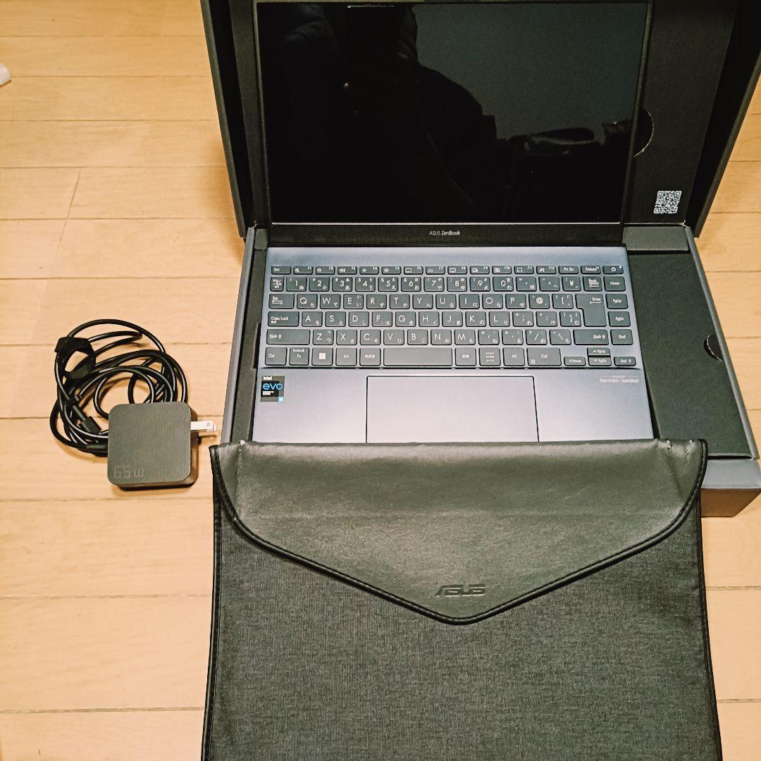 ​【有機EL】ASUS ZenBook 13、 16GBメモリ、 ケース・箱付