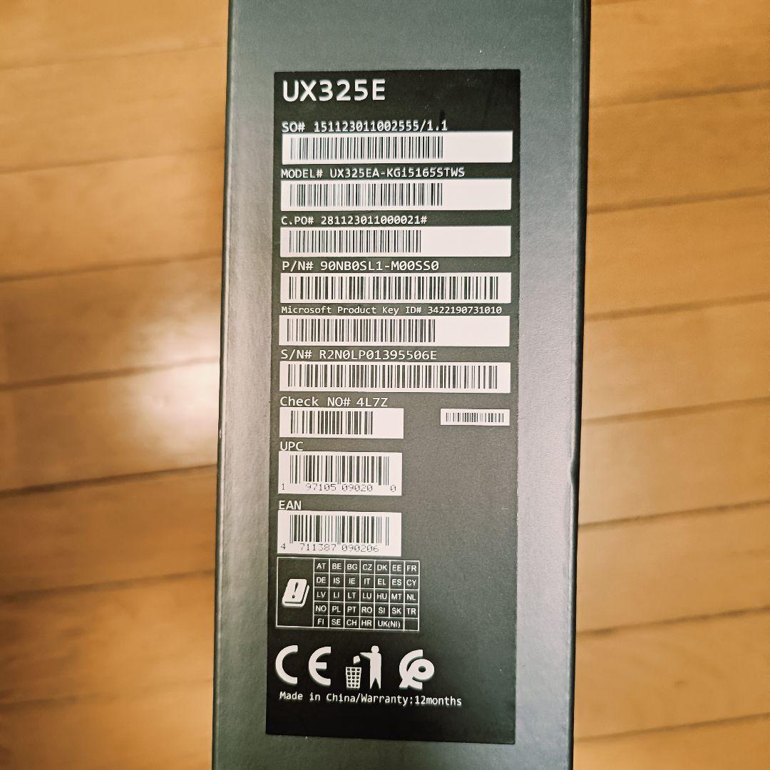 ​【有機EL】ASUS ZenBook 13、 16GBメモリ、 ケース・箱付