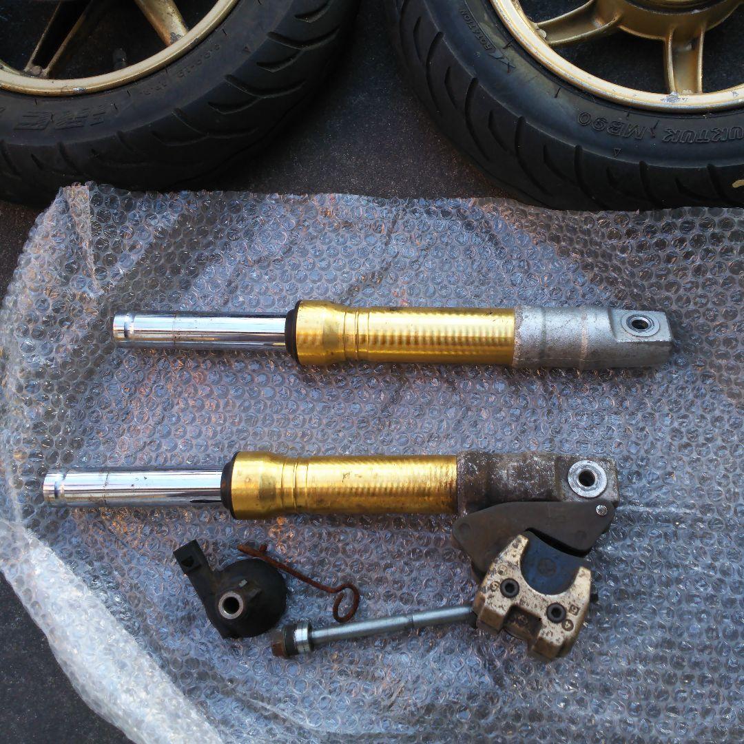 ライブディオzx ホイール フロントフォーク