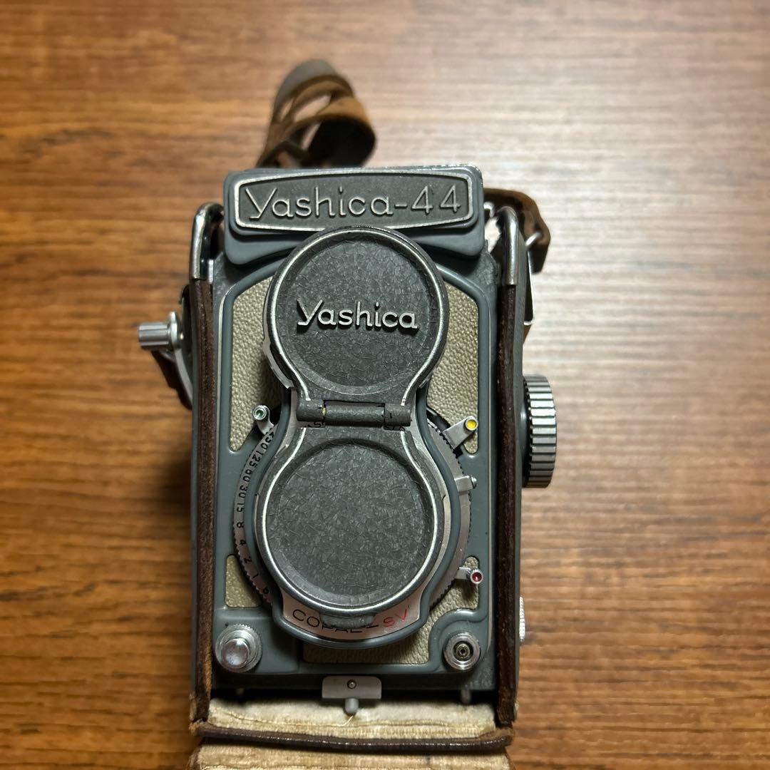 yashica 44 二眼レフカメラ 60mm f3.5