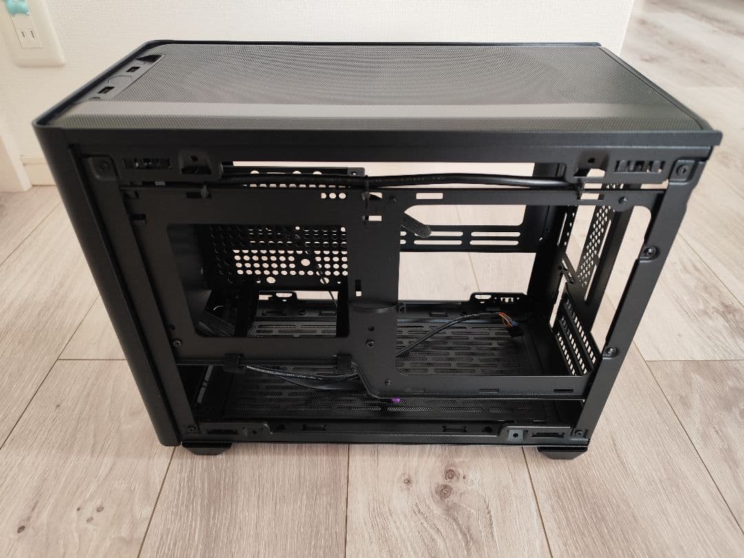 Cooler Master MasterBox NR200P ブラックBlack