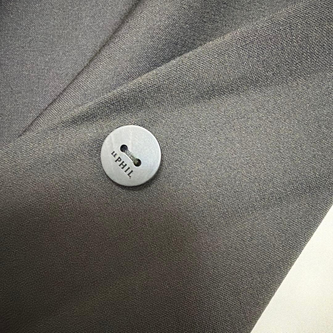 LE PHIL ブラック ノースリーブベスト F