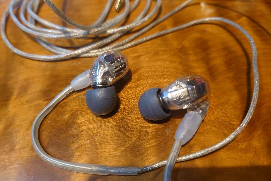 Shure シュア SE846 高遮音性イヤホン（第2世代） クリア SE846