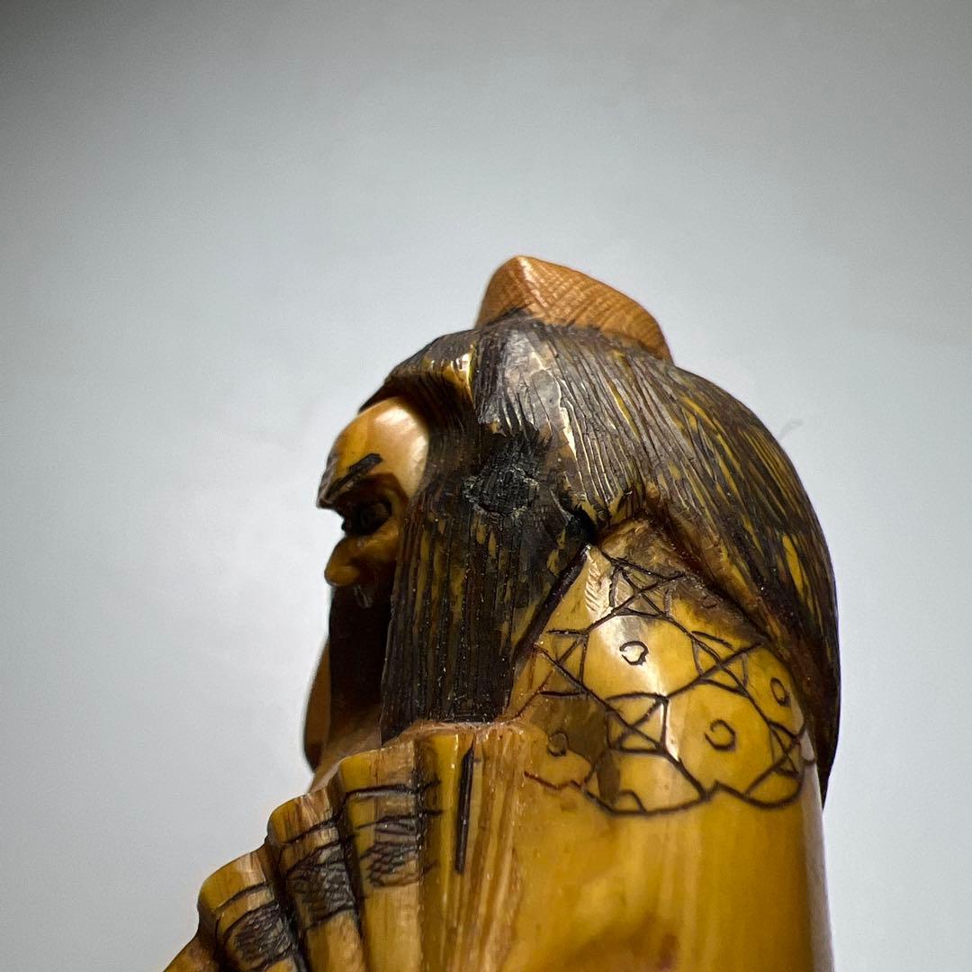 極上からくり人物根付　木箱付　41g 東Y8-0206☆2F