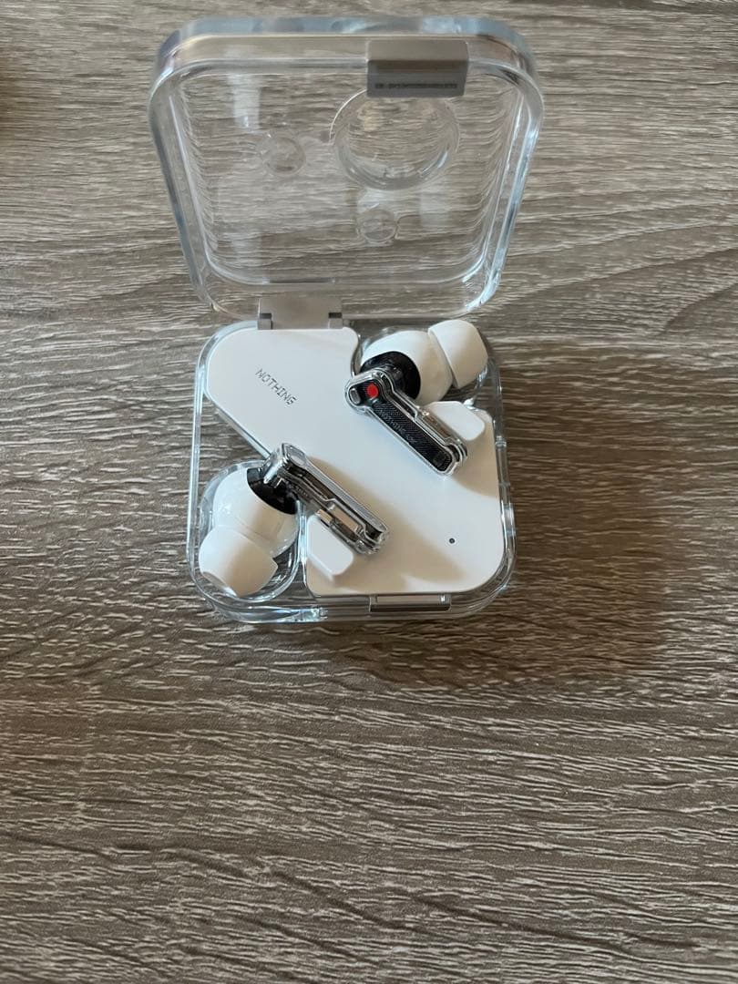 nothing ear ワイヤレスイヤホン ホワイト
