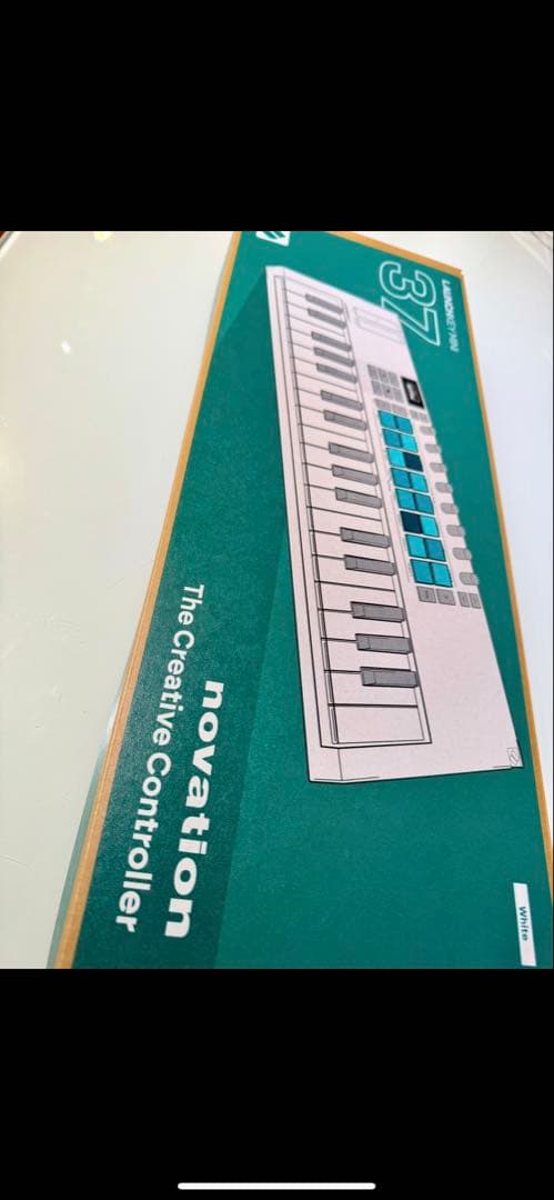 DTM・DAW Novation Launchkey 37 white