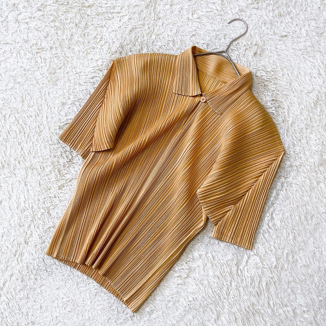 PLEATS PLEASE イッセイミヤケ　プリーツ半袖シャツ　ポロシャツ　L