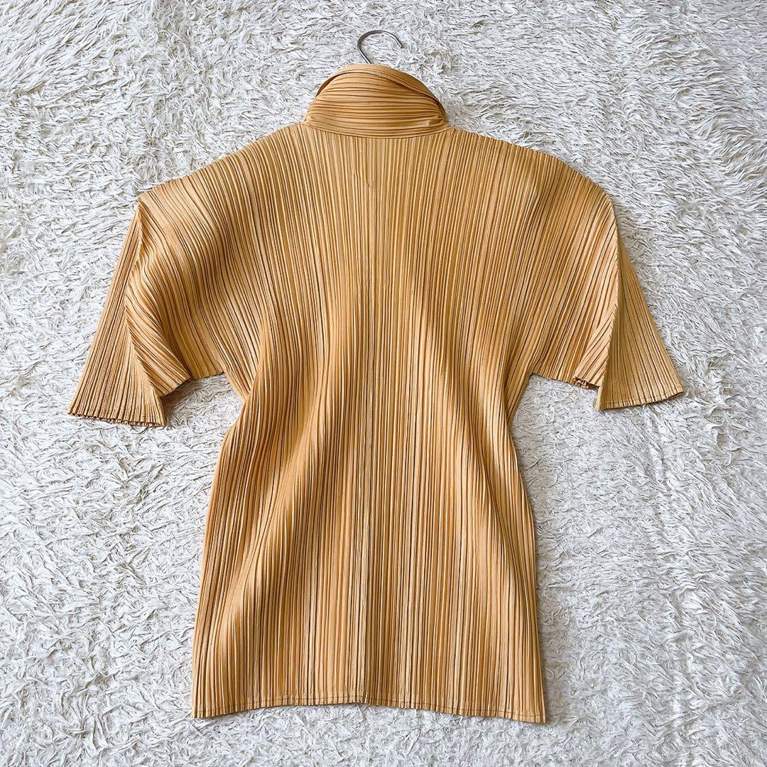 PLEATS PLEASE イッセイミヤケ　プリーツ半袖シャツ　ポロシャツ　L